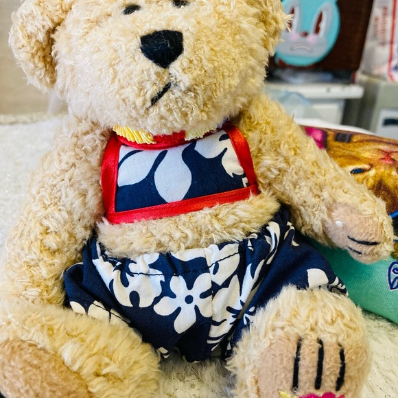 ❤️🌺Hawaii Kitty Tee & vintage bear - Picture 7 of 12